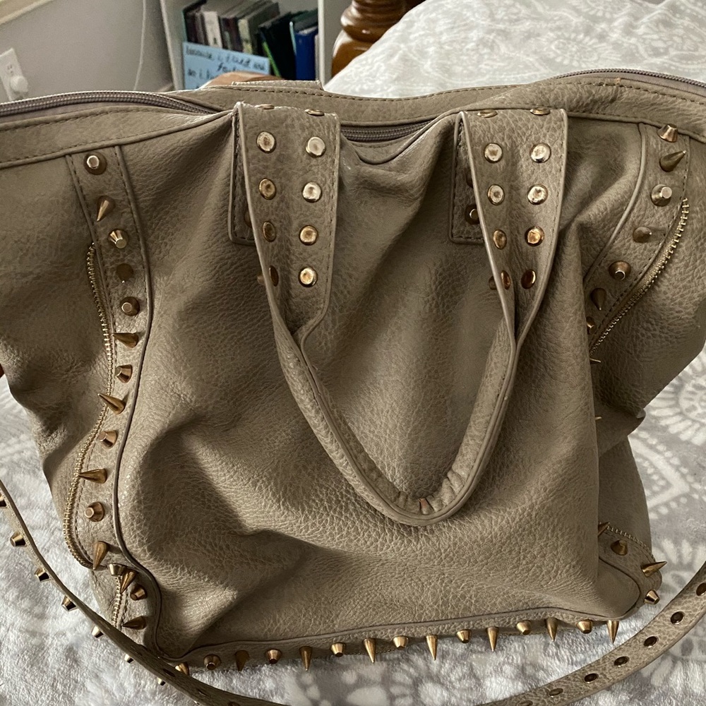 Cross body from Wilsons Leather